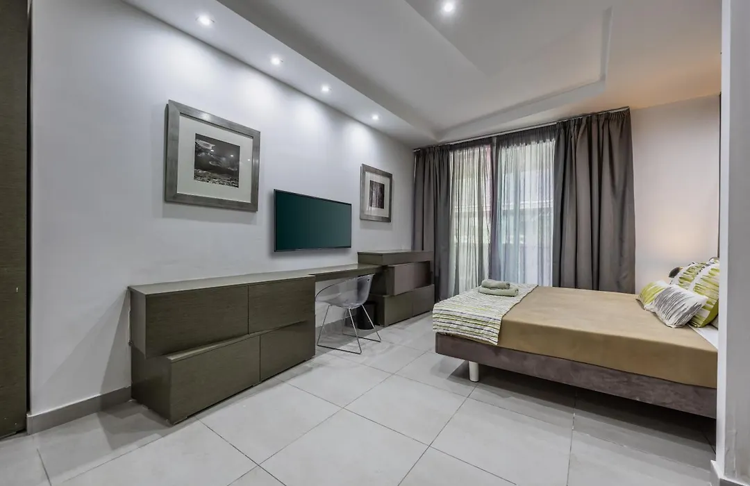 Jules Suites-1